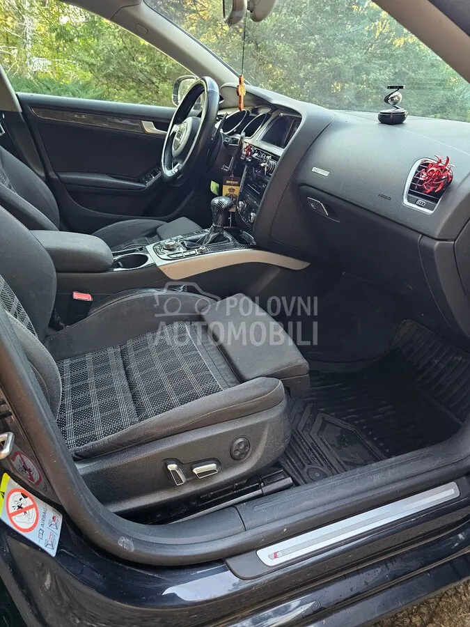 Audi A5 2013 photo 3