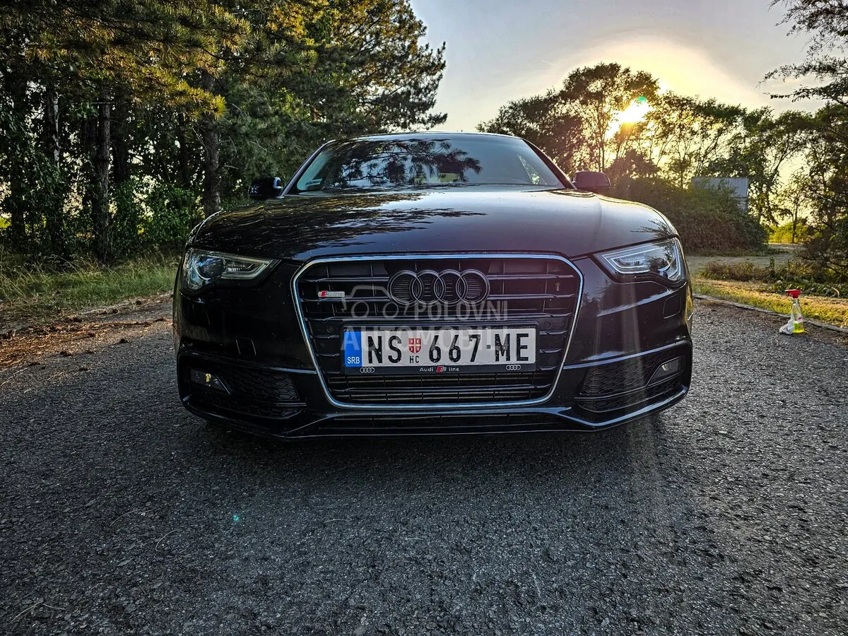 Audi A5 2013 photo 2