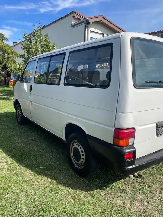Volkswagen T4 1999 photo 3