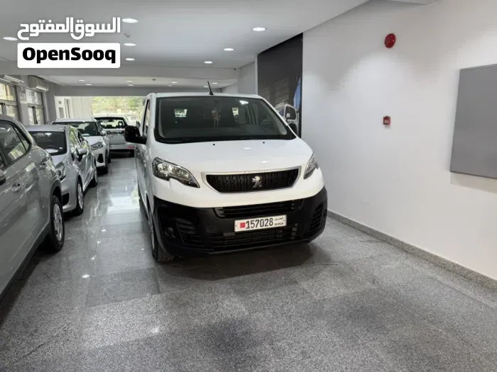 Peugeot Expert 2021 photo 2