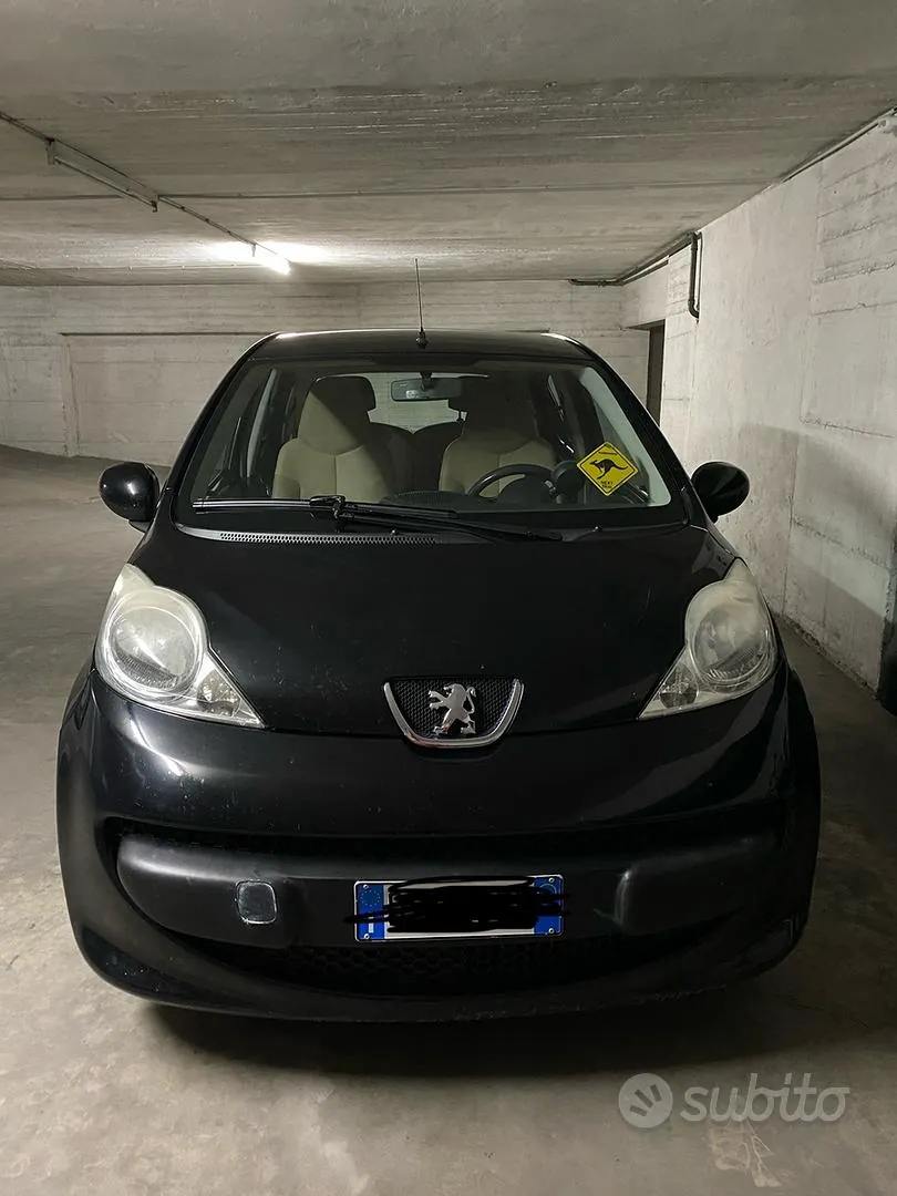Peugeot 107 2008 photo 3