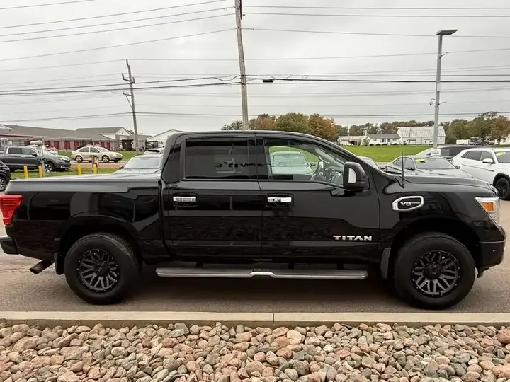 Nissan Titan 2017 photo 4