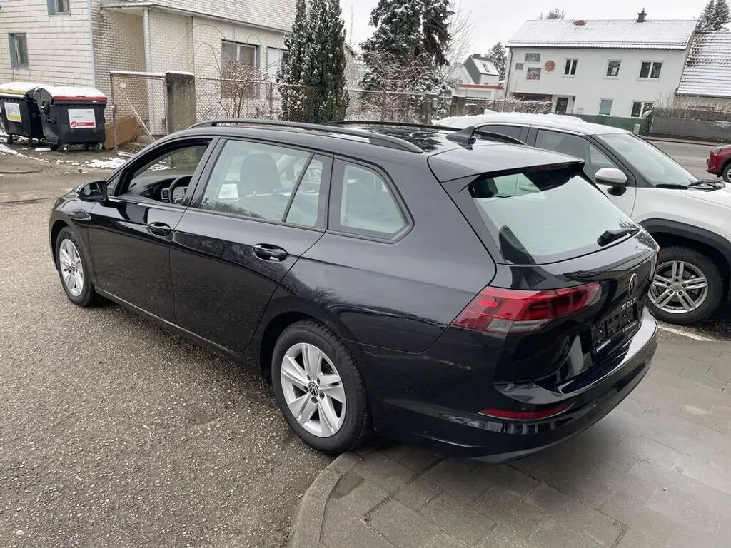 Volkswagen Golf 2022 photo 3