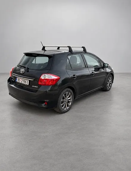 Toyota Auris 2011 photo 4