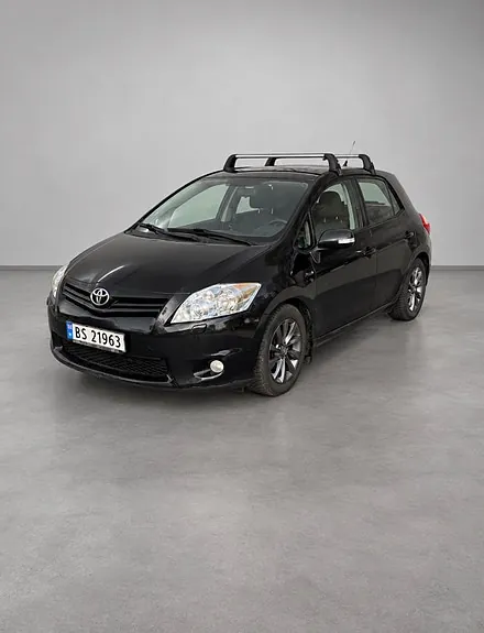 Toyota Auris 2011 photo 3