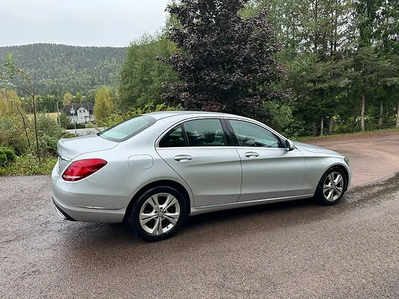 Mercedes-Benz C-Class 2015 photo 2