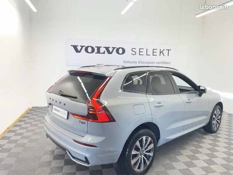 Volvo Xc60 2025 photo 2