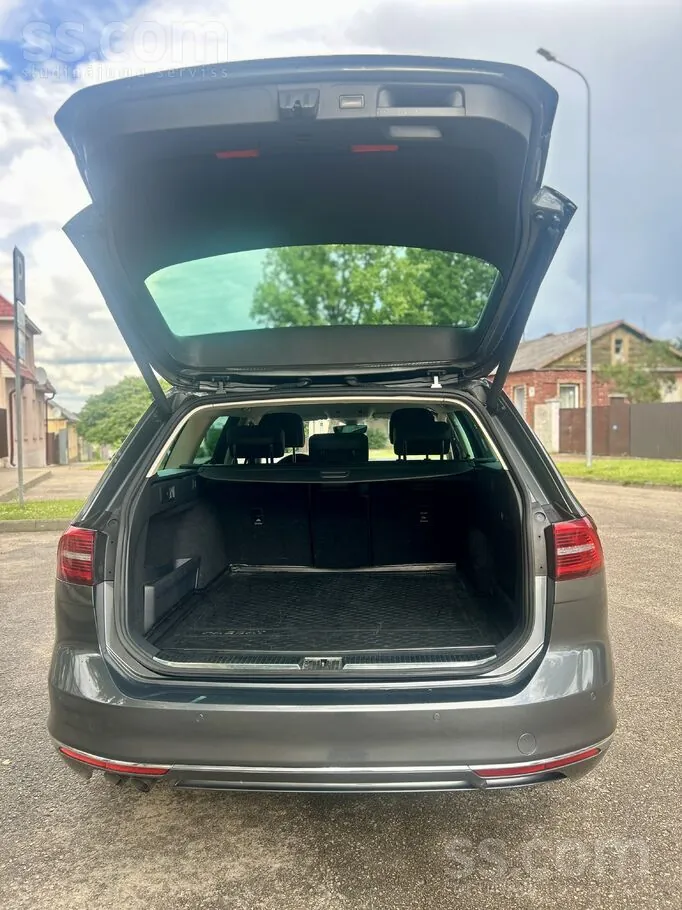 Volkswagen Passat 2016 photo 2