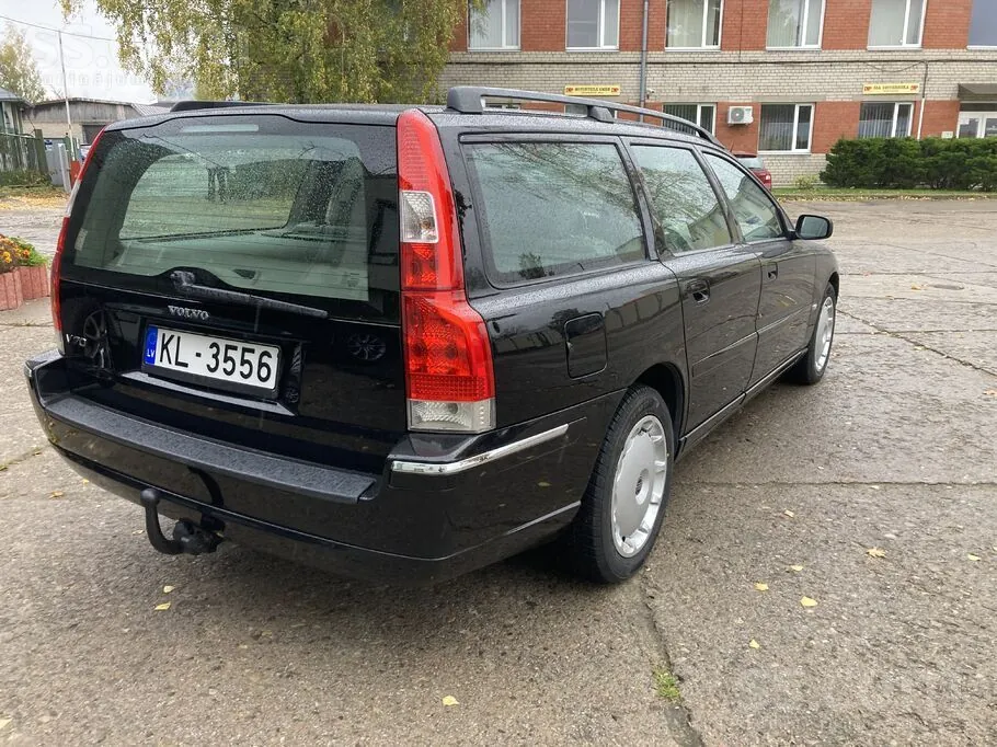 Volvo V70 2005 photo 4