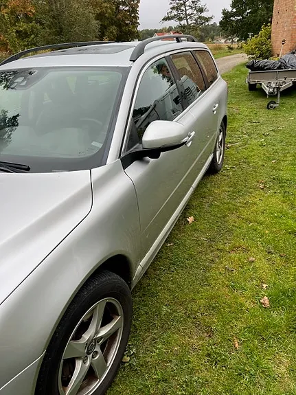 Volvo V70 2015 photo 2
