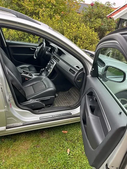 Volvo V70 2015 photo 4