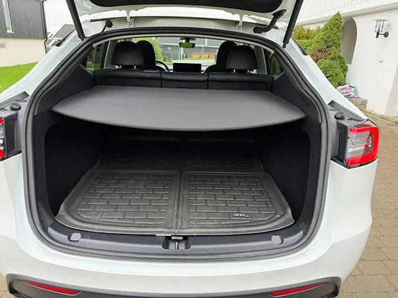 Tesla Model Y 2022 photo 4