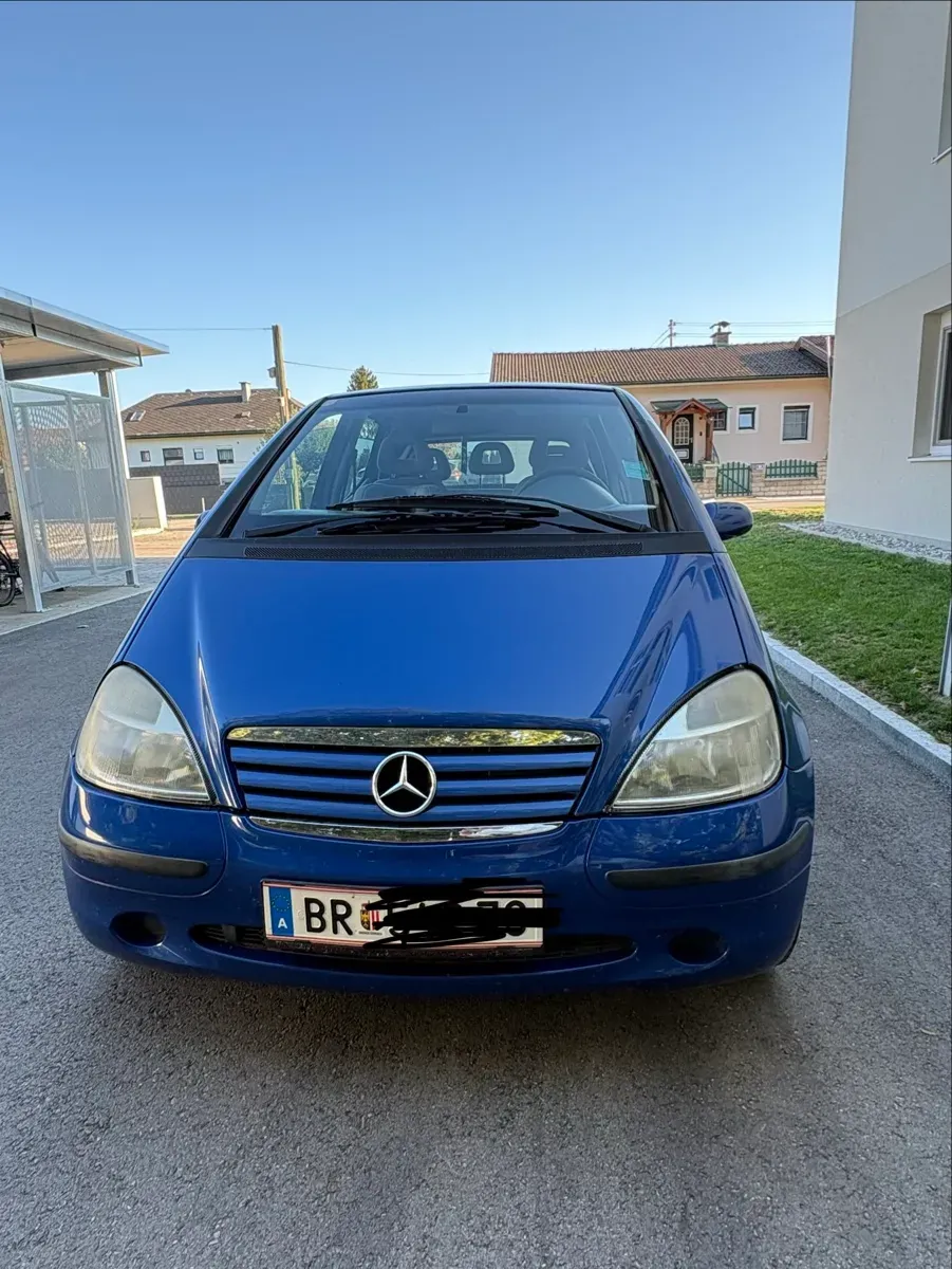 Mercedes-Benz A-Class 2000 photo 2