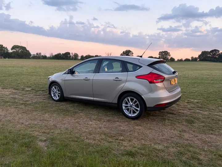 Ford Focus 2015 photo 4