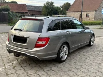 Mercedes-Benz C180 2014 photo 3