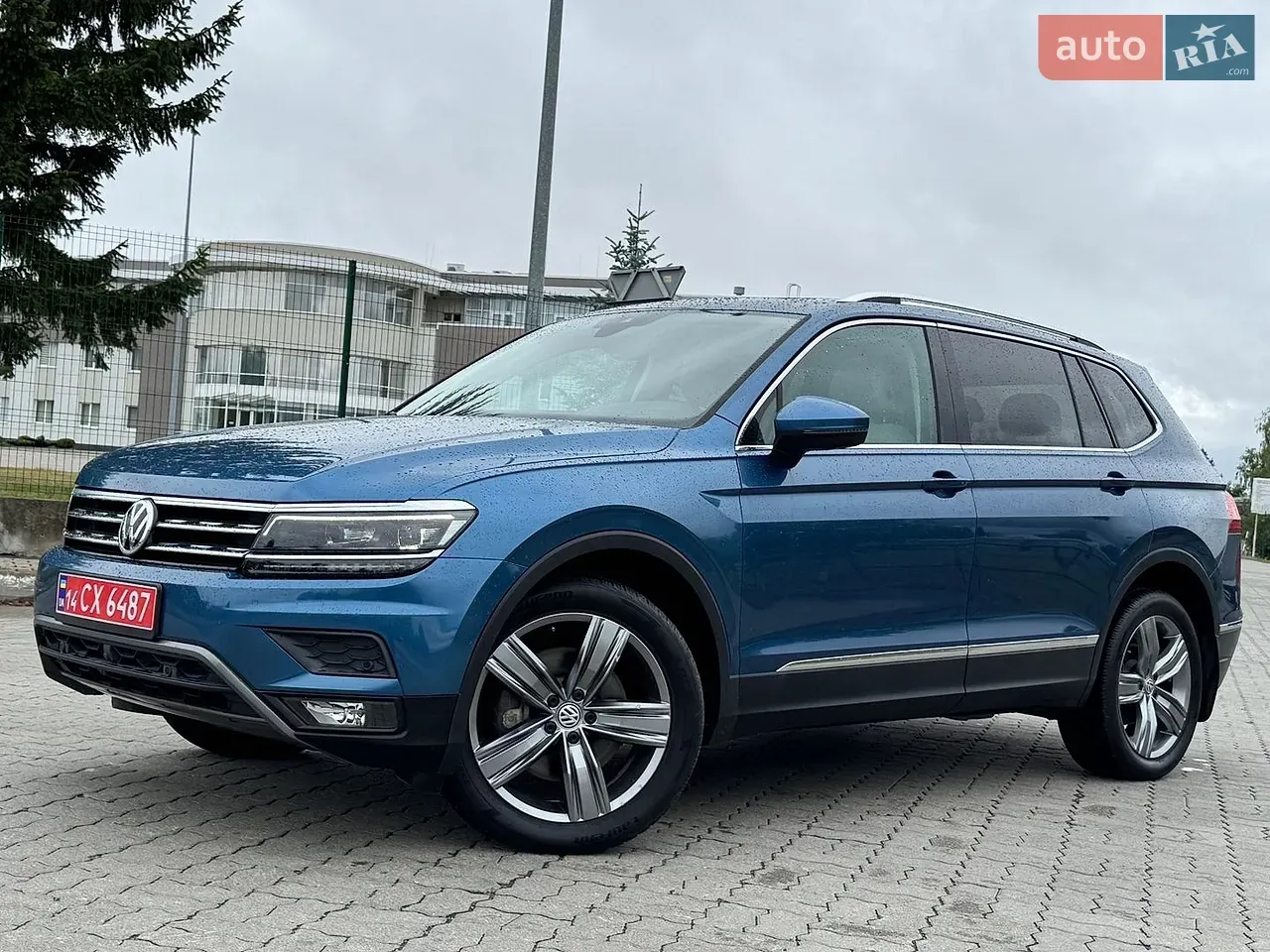 Volkswagen Tiguan 2018 photo 2