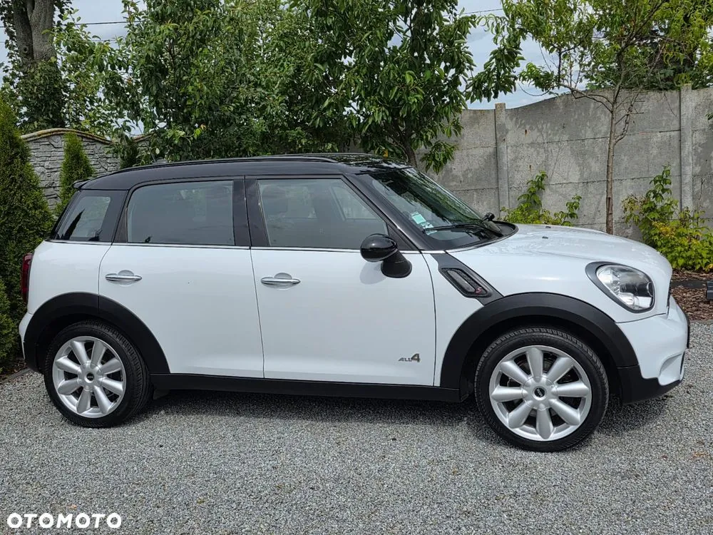 Mini Cooper S 2012 photo 3
