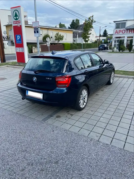 BMW 1 Series 2015 photo 2
