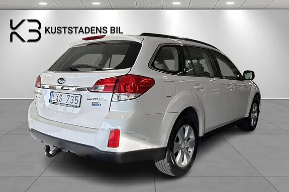 Subaru Outback 2011 photo 3