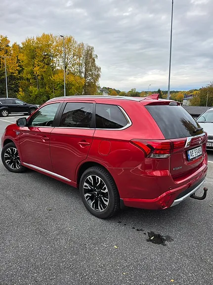 Mitsubishi Outlander 2018 photo 4