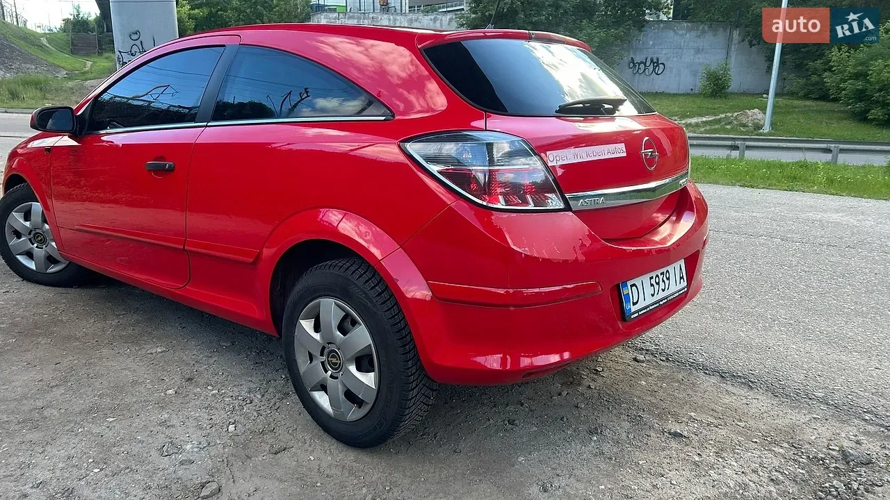 Opel Astra 2009 photo 4