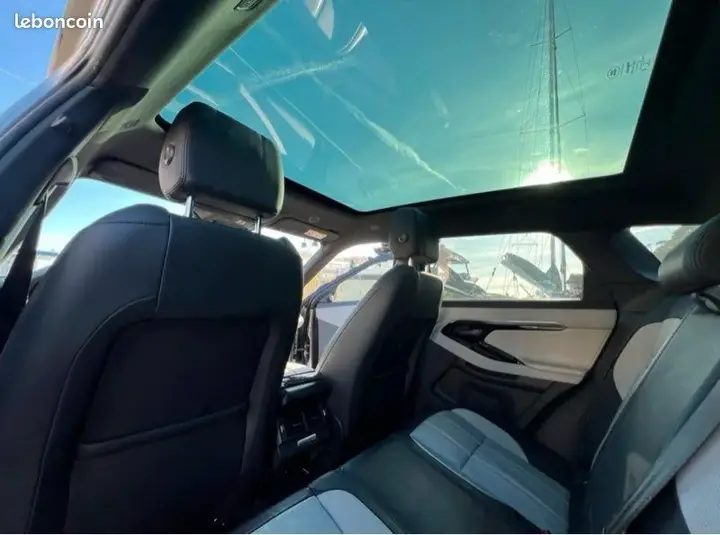Land Rover Range Rover Evoque 2021 photo 4