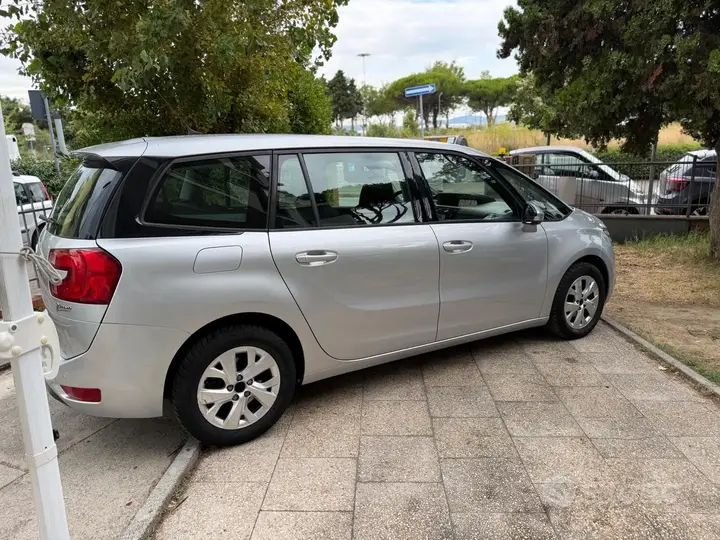 Citroen Grand C4 Picasso 2014 photo 3