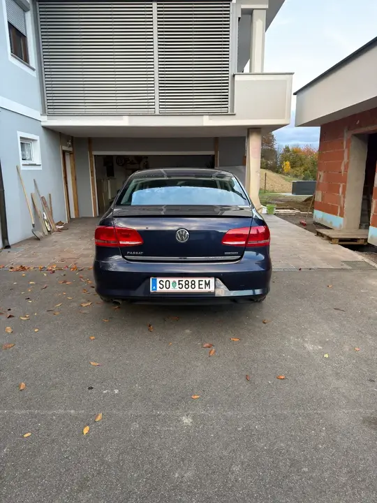 Volkswagen Passat 2014 photo 2