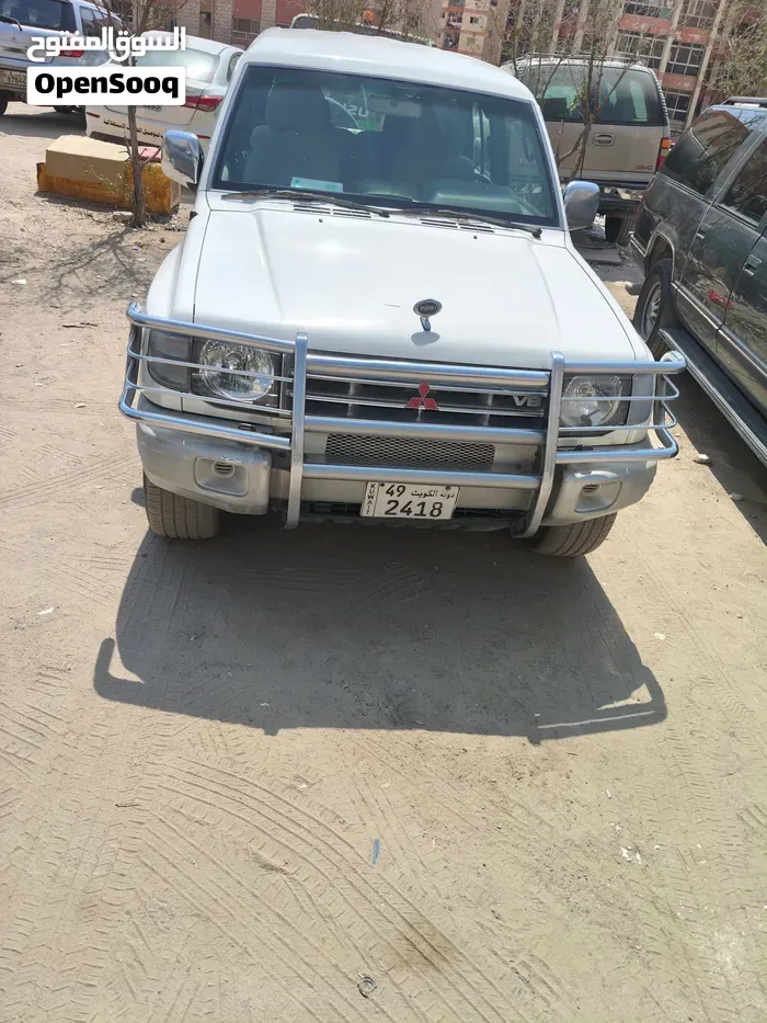 Mitsubishi Pajero 2000 photo 4