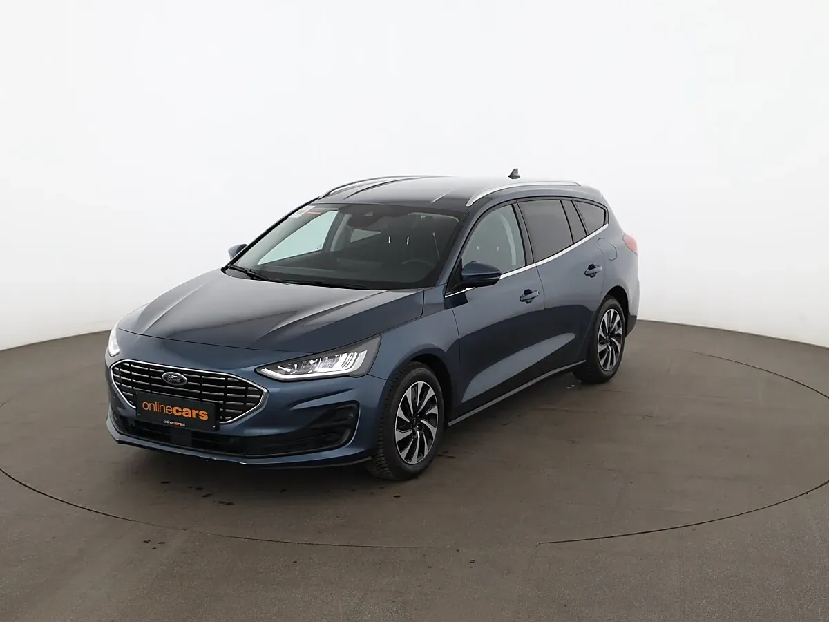 Ford Focus 2023 photo 2