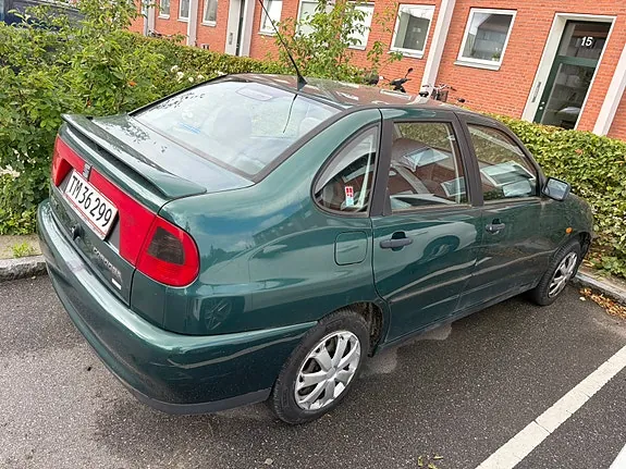 Seat Cordoba 1999 photo 3