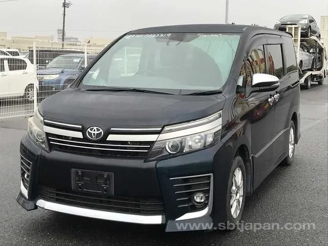 Toyota Voxy Zs 2017 photo 2