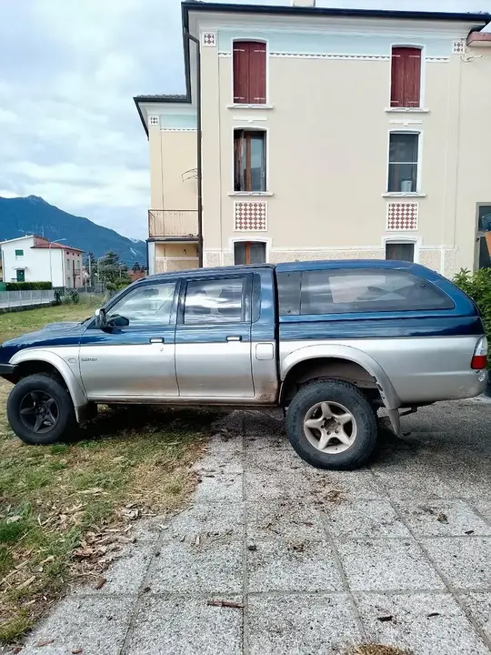 Mitsubishi L200 2004 photo 4