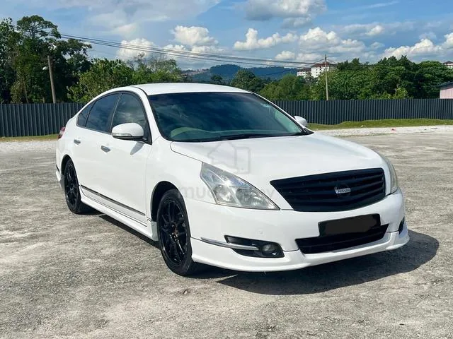 Nissan Teana