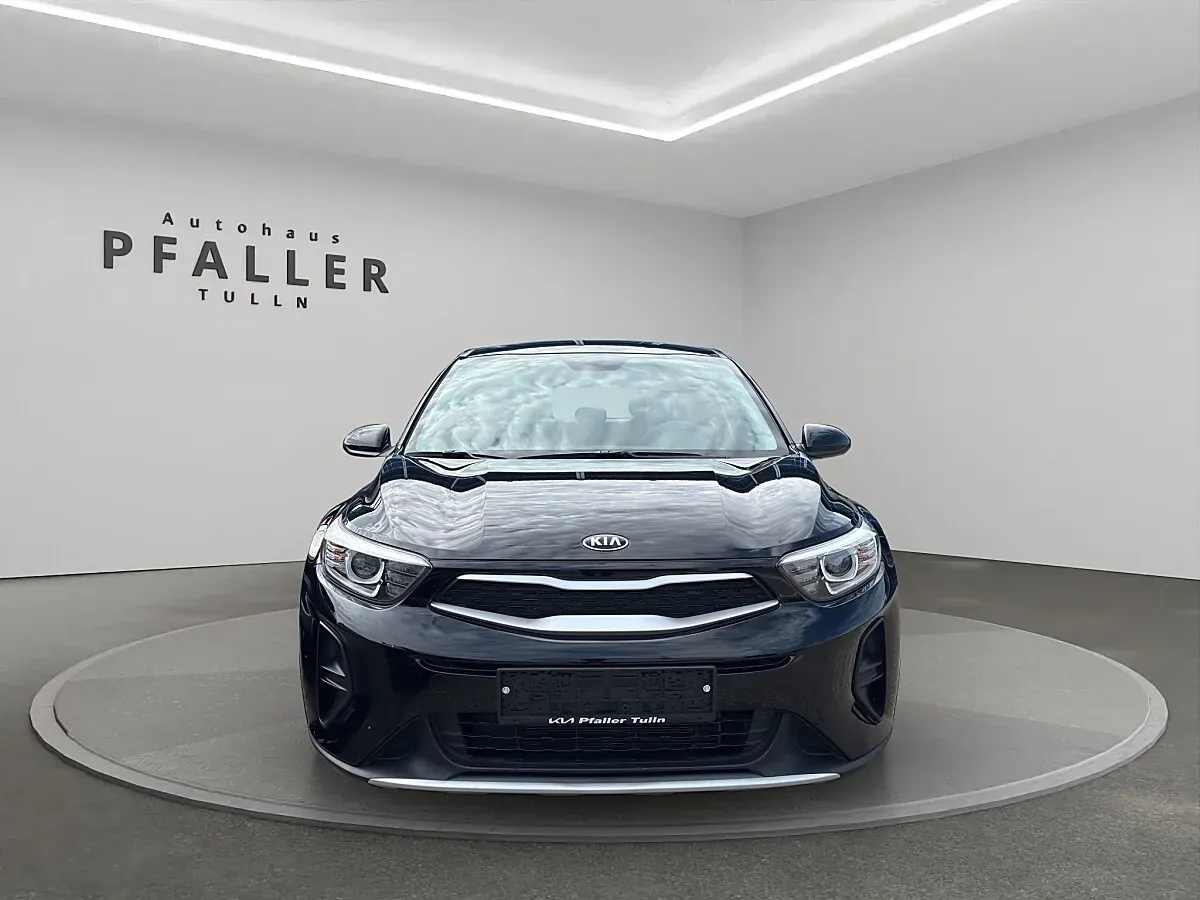 Kia Stonic 2021 photo 2