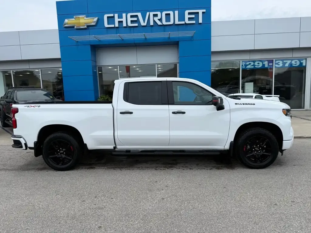 Chevrolet Silverado 1500 2026 photo 2