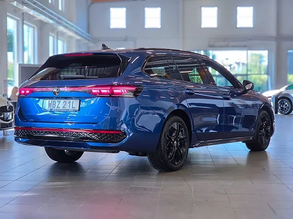 Volkswagen Passat 2025 photo 3