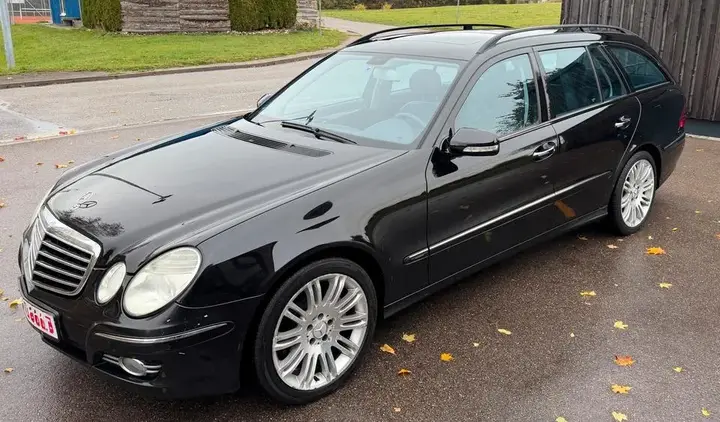 Mercedes-Benz E 280