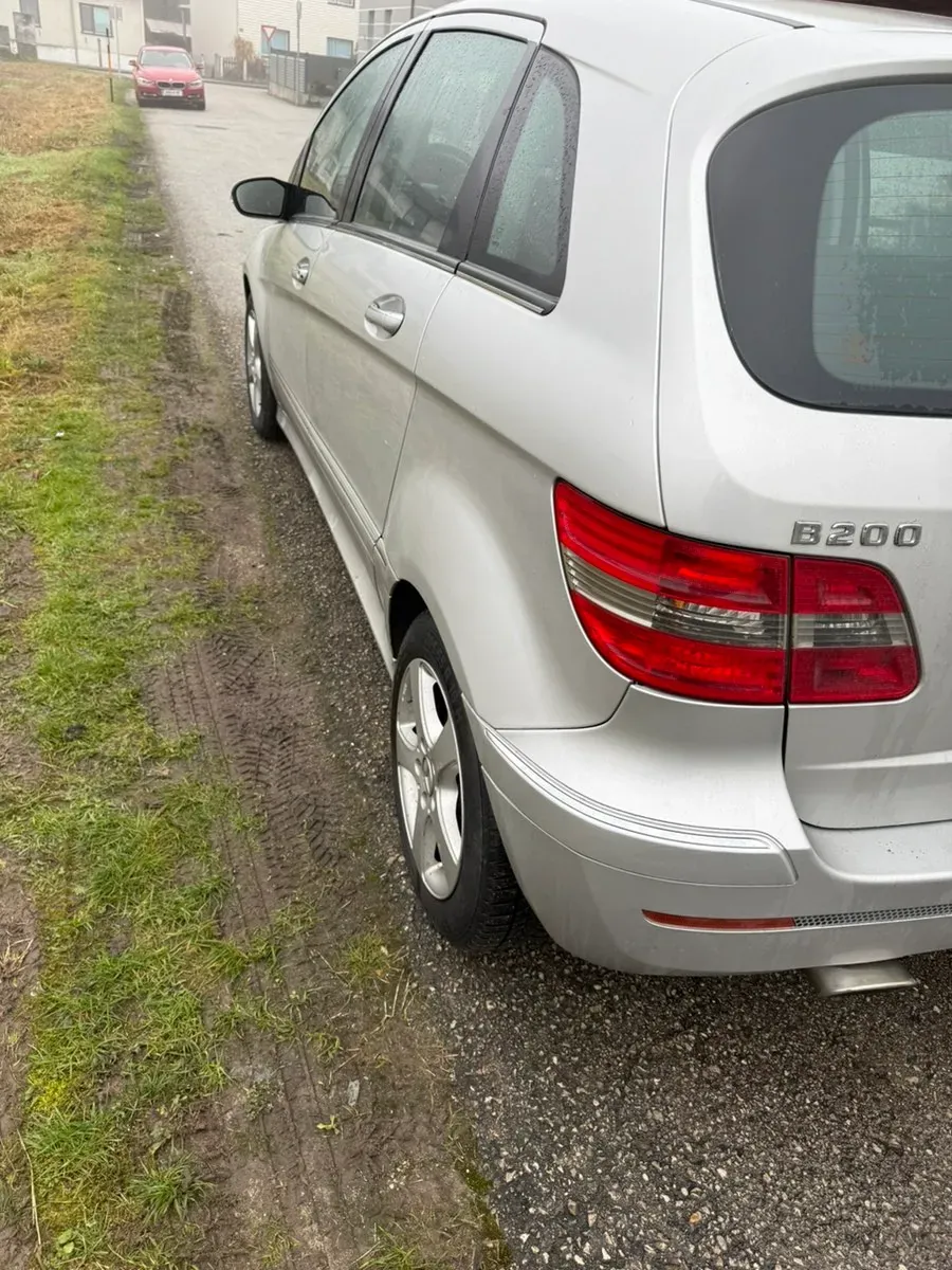 Mercedes-Benz B-Class 2007 photo 2