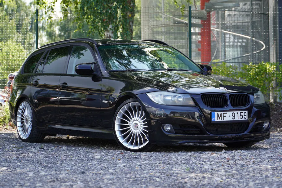 BMW 320 2011 photo 5