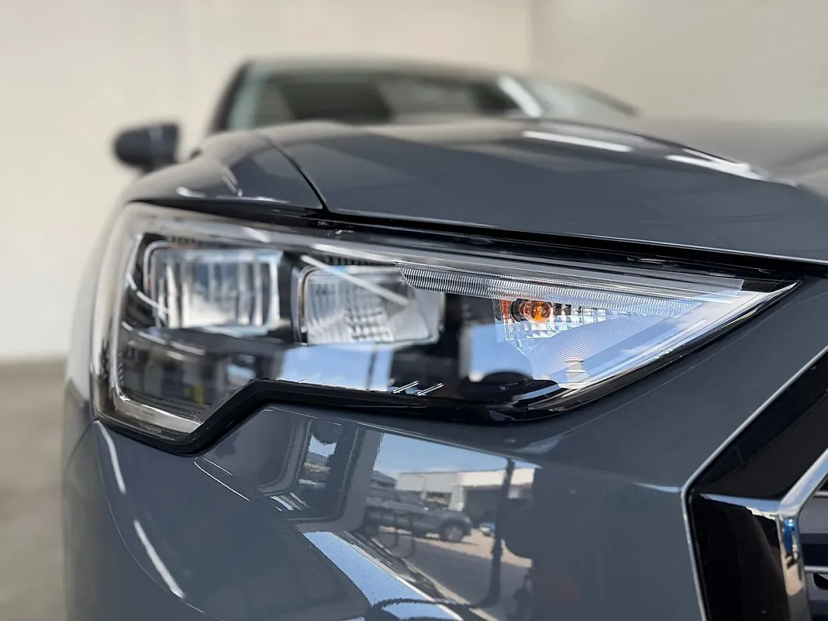 Audi Q3 2025 photo 2