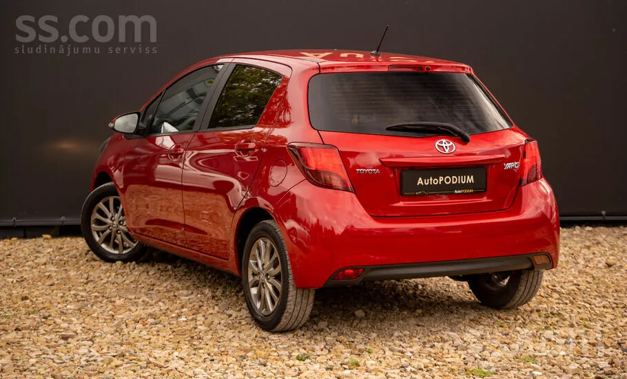 Toyota Yaris 2016 photo 3