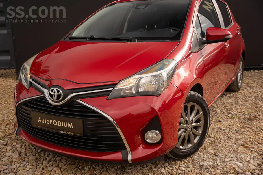 Toyota Yaris 2016 photo 2