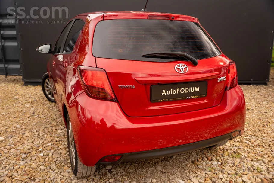 Toyota Yaris 2016 photo 4