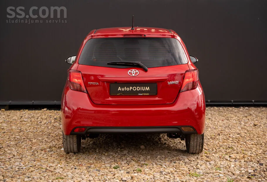 Toyota Yaris 2016 photo 5