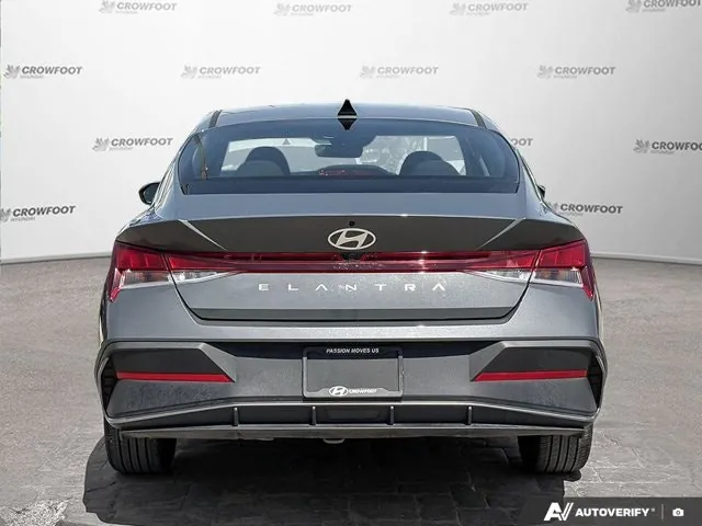 Hyundai Elantra 2025 photo 4