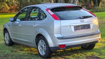 Ford Focus 2007 photo 2