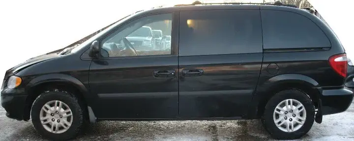 Dodge Caravan 2006 photo 2