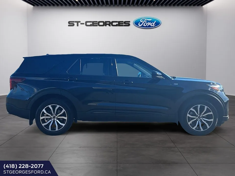 Ford Explorer 2022 photo 4