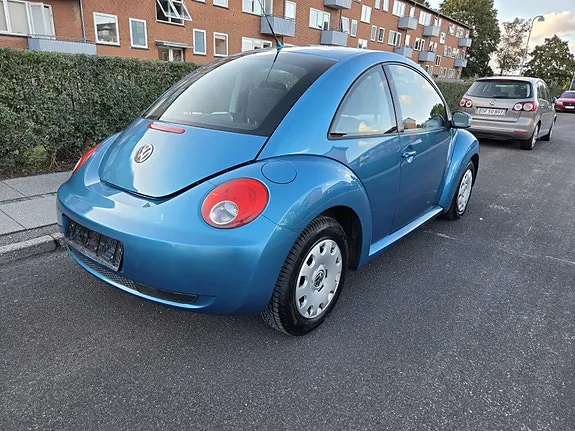 Volkswagen New Beetle 2006 photo 3